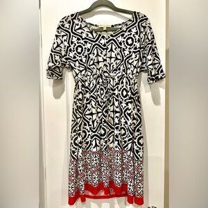 Haani women’s Black and White Abstract Dress